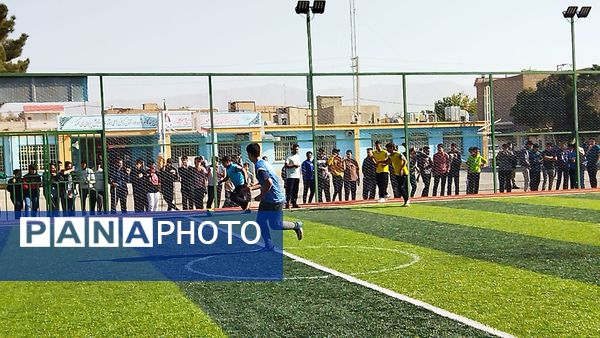 گذری بر روز های دوم و سوم از مسابقات فوتبال دبیرستان شاهد ابوذر غفاری نیشابور 