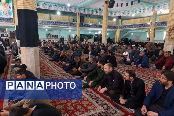 مراسم ترحیم و قرآن‌خوانی برای شهید جمهور و همراهان در مصلی چناران