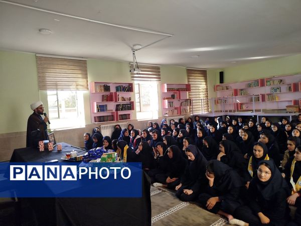 لحظات فاطمی در مدرسه شهید قنبری لاله تبریز