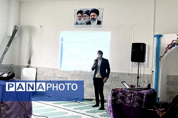 کارگاه آمادگی برای امتحانات نهایی در دبیرستان فاطمه الزهرا(س)