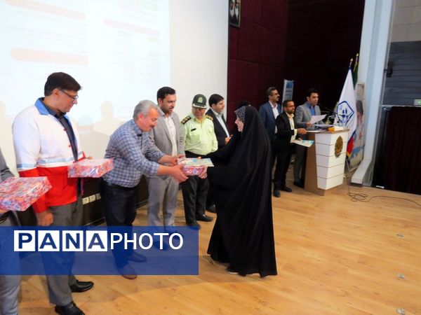 برگزاری تجلیل از برترین‌های جشنواره نوجوان سالم و الگوهای برتر تدریس تفکر و سبک زندگی شهرستان بجنورد