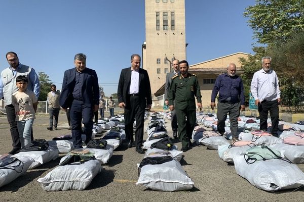 توزیع ۲۶۷۳ بسته نوشت‌افزار در قالب پویش مهر علوی میان دانش‌آموزان آذربایجان شرقی