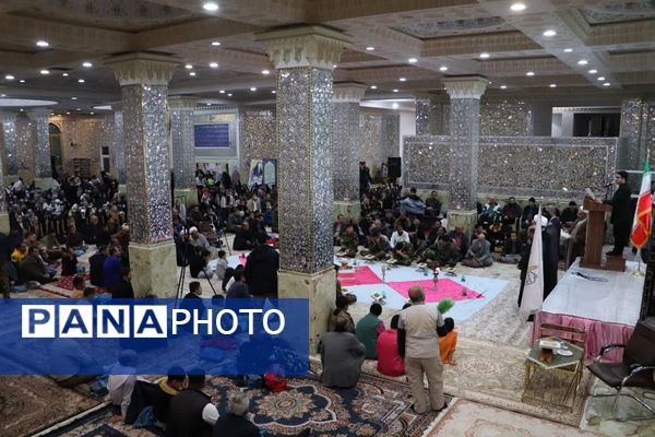 چلچراغ آیه‌ها در آستان بی‌بی سکینه شهرستان ملارد