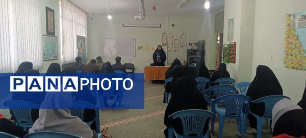 کارگاه آموزشی مربیان پیشتاز شهرستان ابرکوه