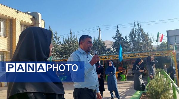  آغاز سال تحصیلی در دبیرستان فرزانگان‌ یک ناحیه 2 شیراز