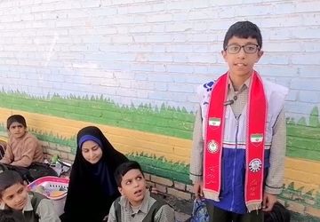 برگزاری برنامه فرهنگی و ورزشی به مناسبت روز دانش‌آموز در دبستان پسرانه احمد کاظمی