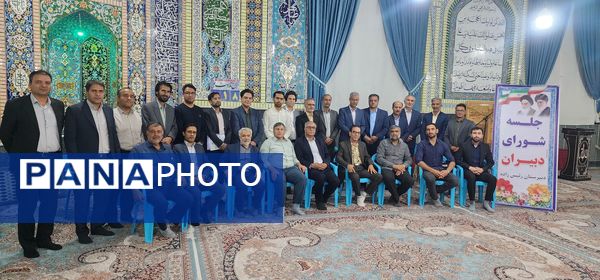 بازدید مدیر اداره آموزش و پرورش خلیل‌آباد از مدارس شهر
