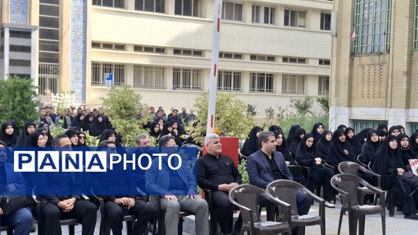 حضور پرشور فرهنگیان منطقه ۱۴ در مراسم تشییع پیکرهای شهدای جنگ ۱۲ روزه