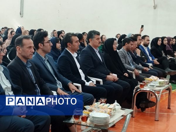 نواختن زنگ جوانه‌ها در شیروان