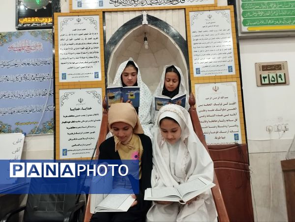 مراسم اعتکاف در مسجد روستای مهدی آباد خلیل آباد