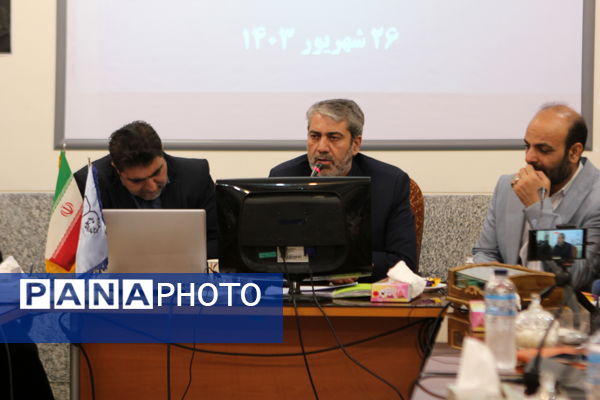نشست خبری معاون مدیرکل و مدیر آموزش‌و‌پرورش کاشان با اصحاب رسانه