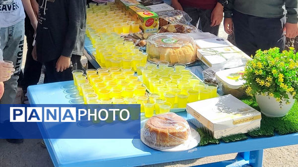 برپایی موکب دانش‌آموزان مدرسه نمونه دولتی پژوهش در جشن میلاد امام حسن عسکری (ع)
