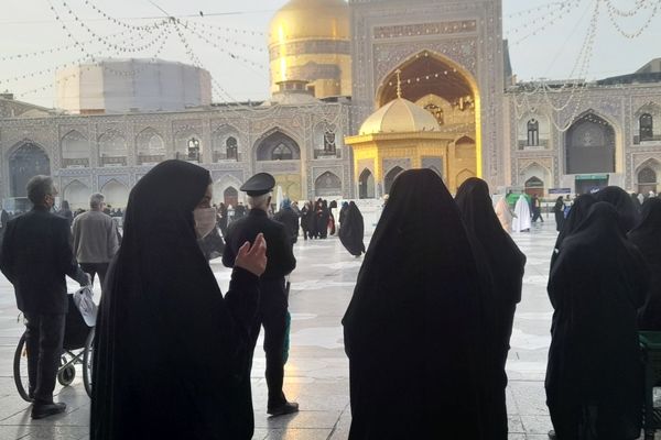 همدلی و زیارت در چهارشنبه‌های رضوی