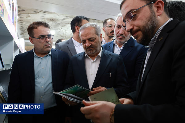 بازدید وزیر آموزش و پرورش از سی‌وششمین نمایشگاه بین‌المللی کتاب تهران 