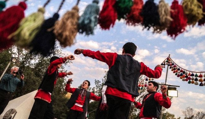 برگزاری دومین جشنواره اقوام ایران زمین با حضور گروه های مختلف هنری از سراسر کشور در بجنورد