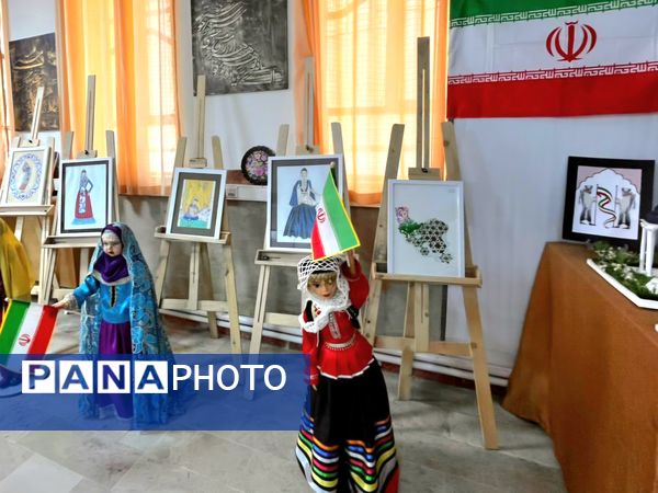 برگزاری اختتامیه جشنواره و نمایشگاه یلدایی کانون فرهنگی‌تربیتی روح‌الله در منطقه ۵