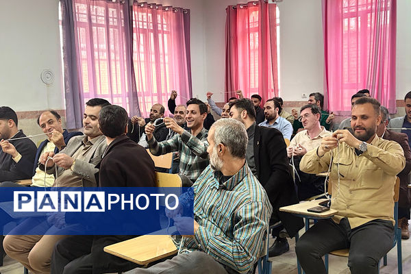 لحظه‌هایی از یادگیری و هم‌دلی در کارگاه توانمندسازی پیشتازان اسلامشهر