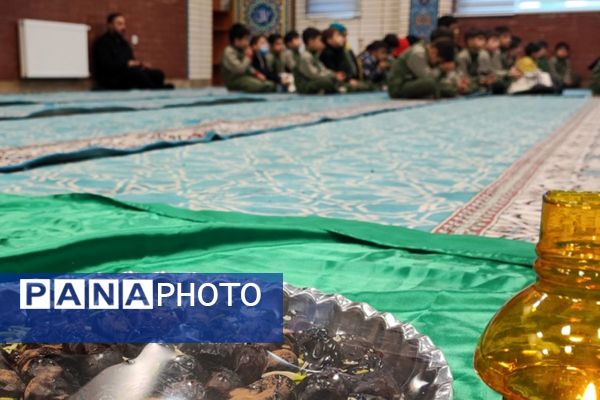 آیین سه‌شنبه‌های مهدوی در مدرسه شهید حسین غفاری