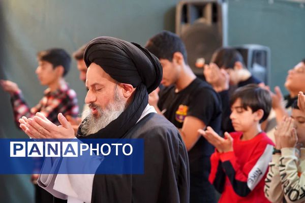 اعتکاف به رنگ خدا ۴؛ دانش‌آموزان یزدی به مهمانی خدا رفتند