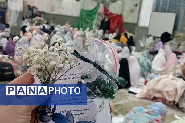 حضور دانش‌آموزان ناحیه 2 شهرری در مراسم اعتکاف دانش‌آموزی 