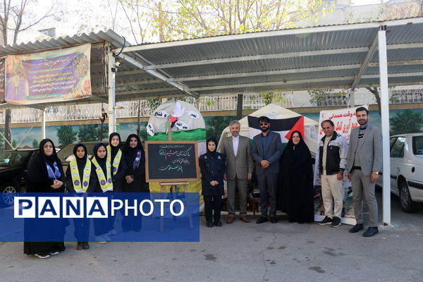 همدلی دانش‌آموزان دبیرستان فرهنگیان ناحیه۷ با دانش‌آموزان غزه