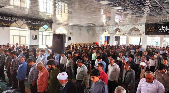 نماز جمعه ای متفاوت با بوی خون خبرنگاران شهید