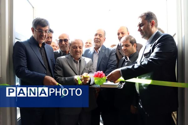 افتتاح طرح‌های آموزشی و عمرانی در یزد با حضور وزیر آموزش و پرورش 