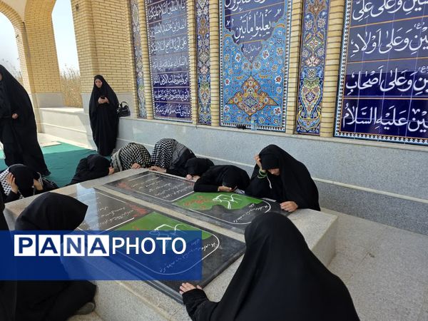 سفر معنوی راهیان نور دانشآموزان دبیرستان دخترانه خلیلی یزد