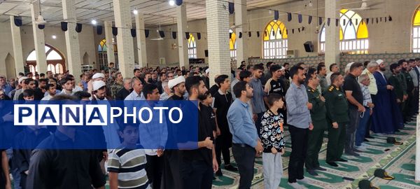 مردم حاجی‌‌‌آباد در جواب اسرائیل پای در خیابان‌ها نهادند