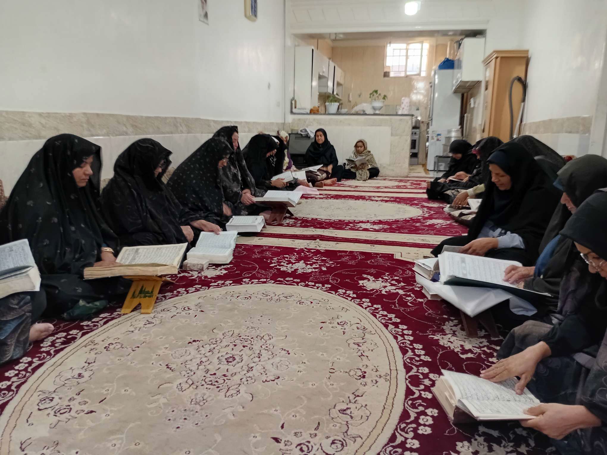 جلسات قرائت قرآن در ایام محرم در خلیل آباد