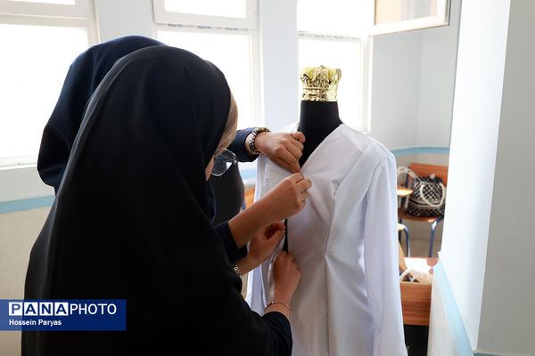 هنرستان دخترانه کار و دانش شهید مدافع حرم رضا زارعی – بندرعباس