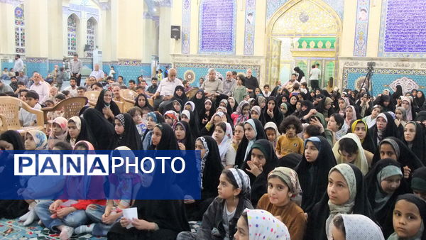 اختتامیه جشنواره تولید محتوا نماز و مسابقه عطر انتظار در امامزاده سیدجعفر یزد