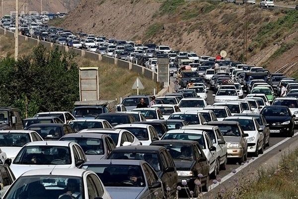 ترافیک نیمه‌سنگین در برخی مقاطع محورهای چالوس و هراز