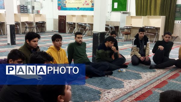 آموزش مداحی در دبیرستان شاهد ابوذر غفاری نیشابور 