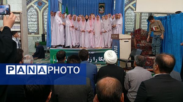 نماز جمعه شهر بن با حضور خانواده بزرگ آموزش و پرورش 