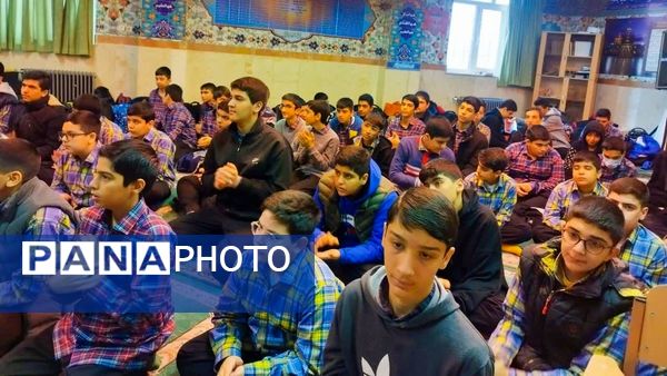 آخرین جلسه هفتگی، هیات الشهدای دبیرستان شهدای مدافع حرم منطقه ۱۰