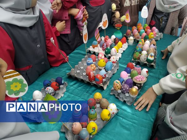 برگزاری جشنواره تخم مرغ رنگی در آموزشگاه دخترانه سارا،ملارد