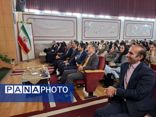 گرامیداشت روز مادر مدرسه دخترانه ۱۷ شهریور 