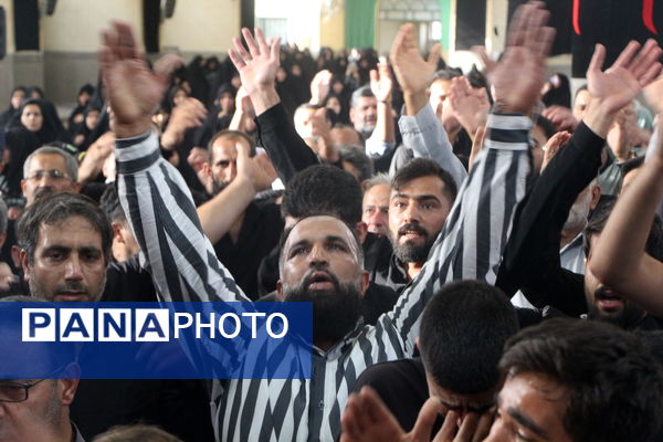 وداع یزد با شهید مدافع وطن