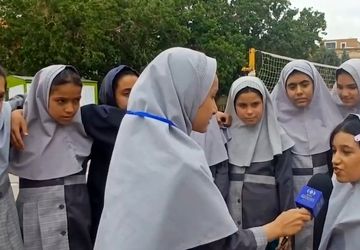 دانش آموزان دبستان کوثر ناحیه 5 از روز دختر گفتند