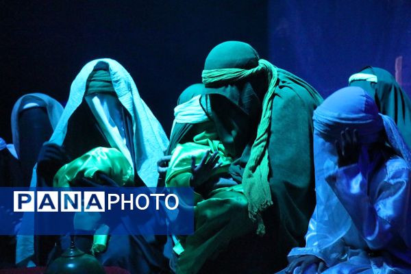 اجرای نمایش آیینی سرگذشت در مشهد