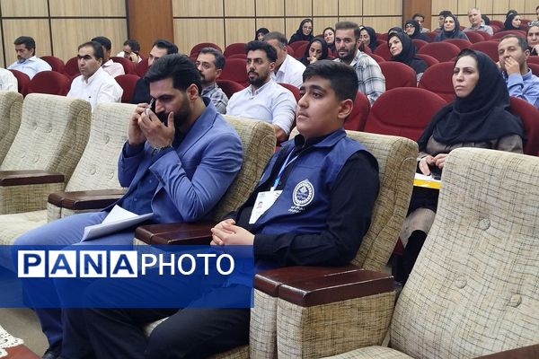 نشست تخصصی مدیران اماکن ورزشی در اداره کل شهرستانهای استان تهران 