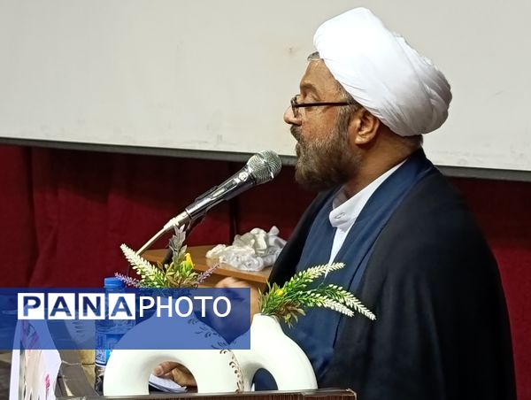مراسم تجلیل از معلمان شهرستان فراشبند
