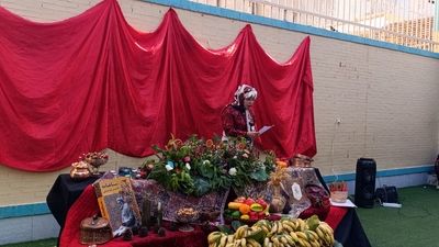 جشن یلدا با طعم سنت های قدیمی در دبستان دخترانه مریم بندرعباس 