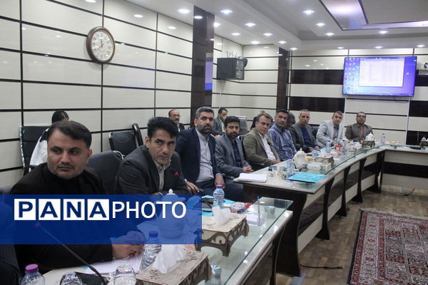 جلسه بررسی گزارش و عملکرد معاونت تربیت‌بدنی و سلامت آموزش و پرورش استان بوشهر