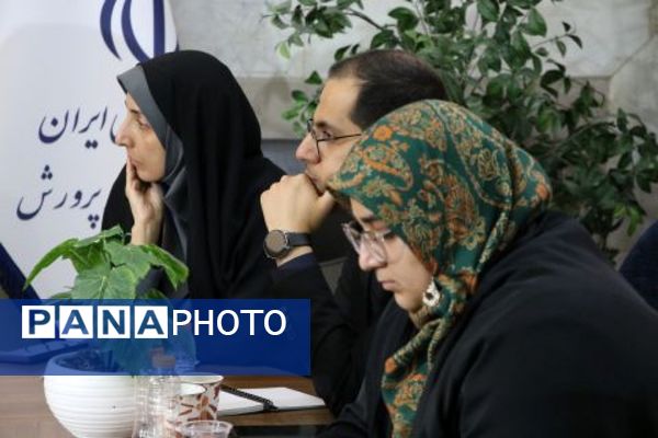 نشست خبری مدیر مرکز ارزشیابی و تضمین نظام آموزش و پرورش با اصحاب رسانه در ناحیه دو شهرری 