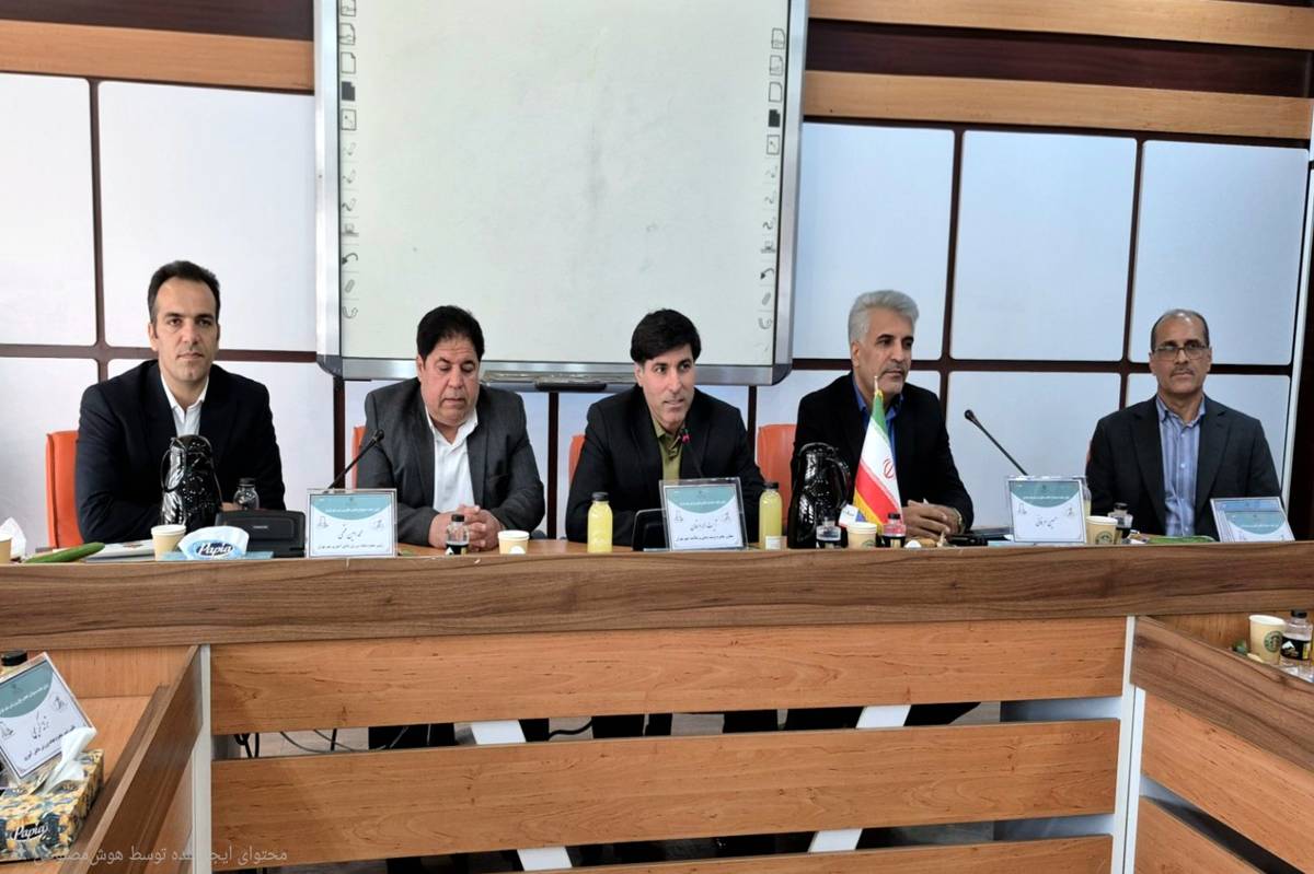 جلسه هماندیشی مسئولان انجمنهای ورزشی شهر تهران در منطقه ۵ برگزار شد