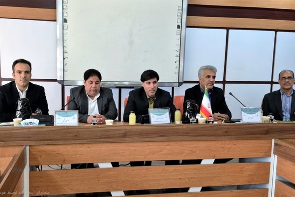 جلسه هم‌اندیشی مسئولان انجمن‌های ورزشی شهر تهران در منطقه ۵ برگزار شد