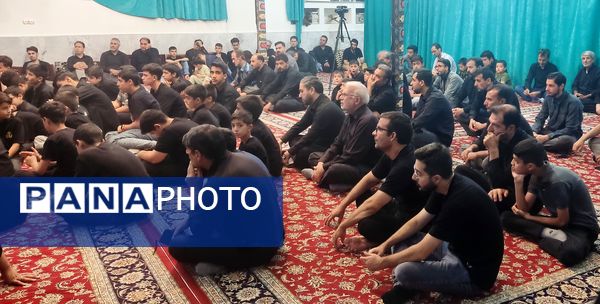 سوگواری شب چهارم محرم در مسجد امام حسین(ع) اسفراین 