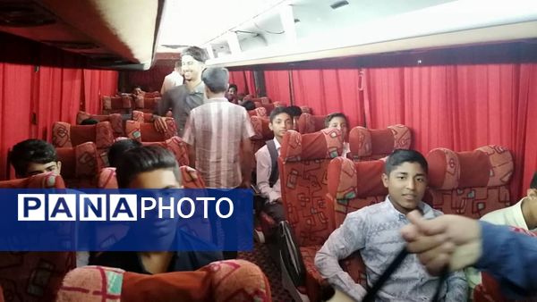 اعزام دانش‌‌آموزان سندرک به مسابقات استانی قرآن، عترت و نماز